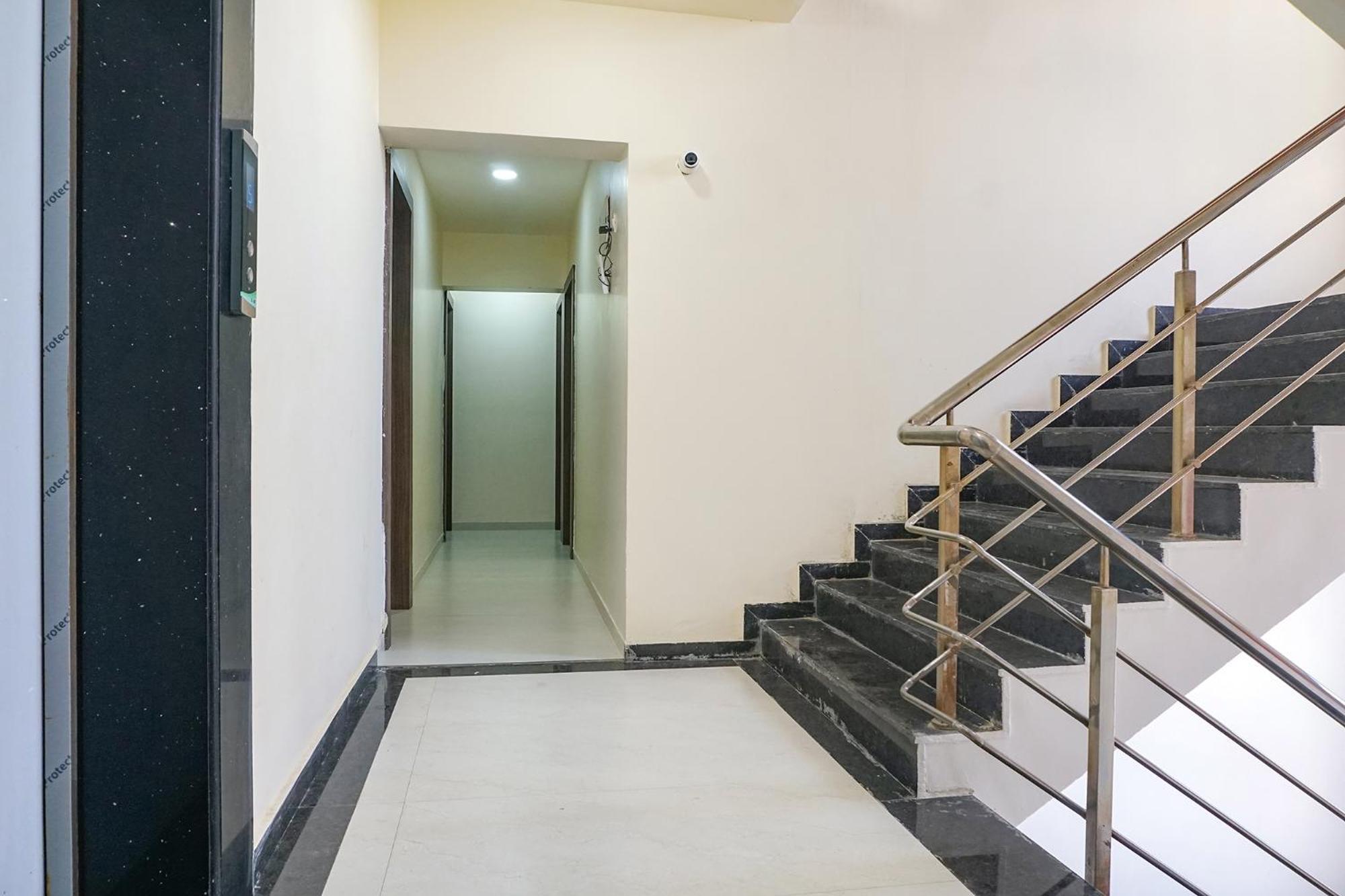 Fabhotel Emersion Residency - High Street Near Laxman Nagar, Baner Pune Exteriör bild