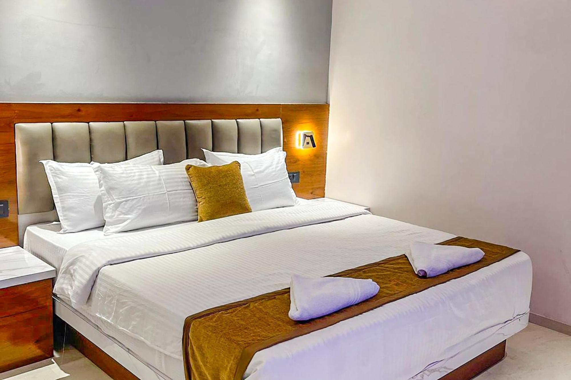 Fabhotel Emersion Residency - High Street Near Laxman Nagar, Baner Pune Exteriör bild