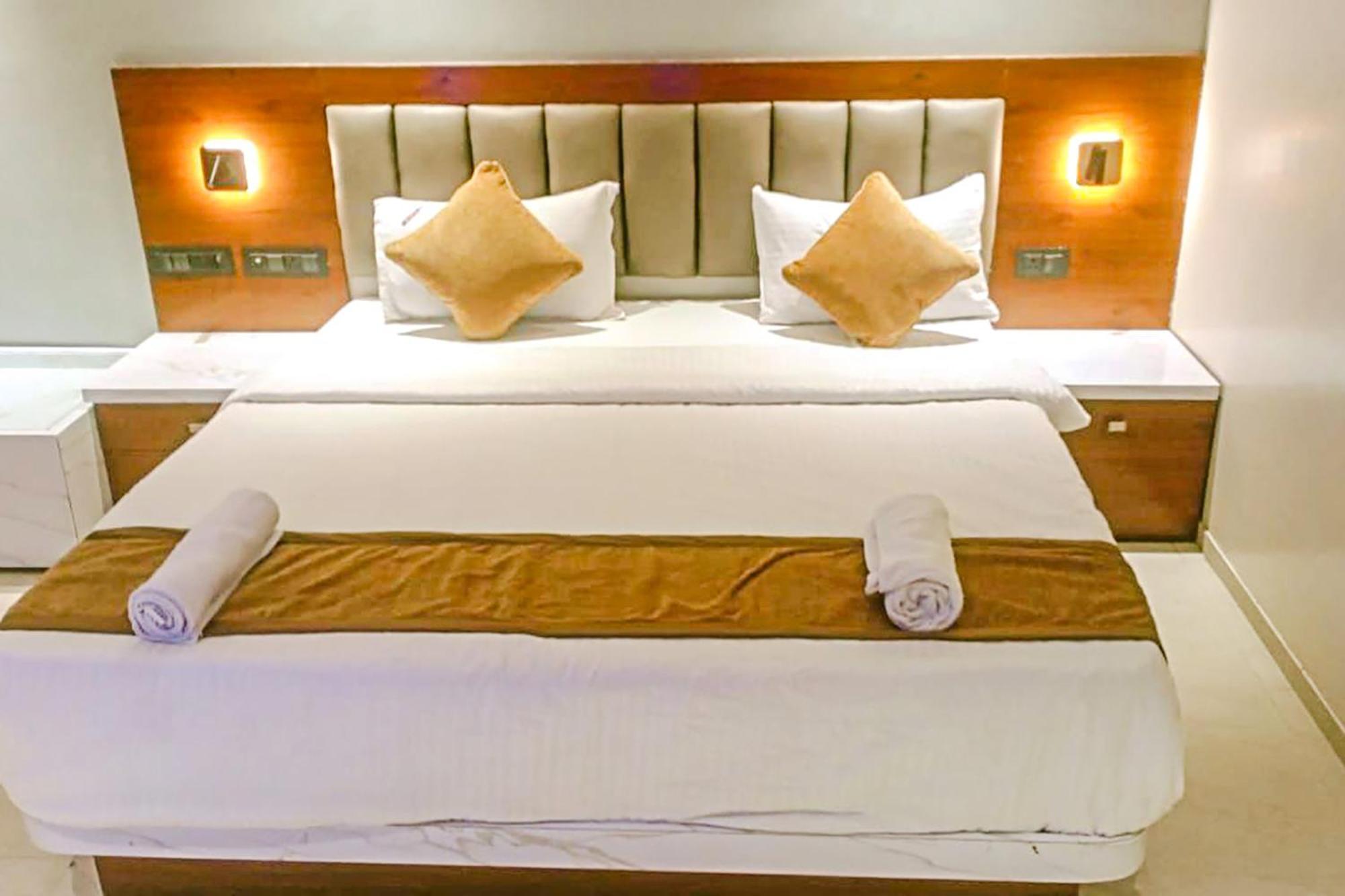 Fabhotel Emersion Residency - High Street Near Laxman Nagar, Baner Pune Exteriör bild