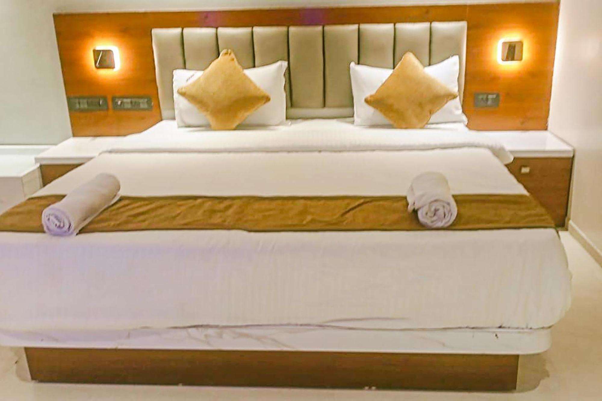 Fabhotel Emersion Residency - High Street Near Laxman Nagar, Baner Pune Exteriör bild